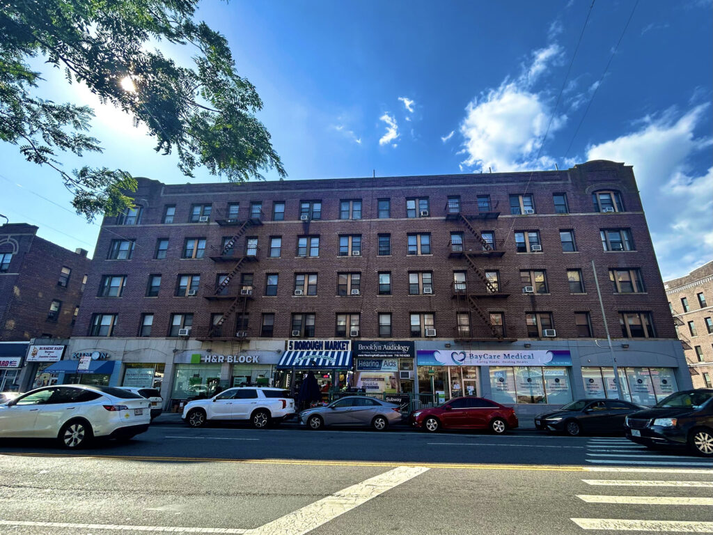 Sunset Park 32 Units